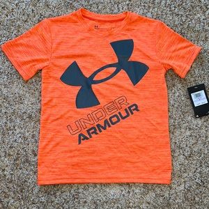 NWT boys UA tech-T shirt